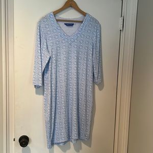 Three islands dress size medium blue/white